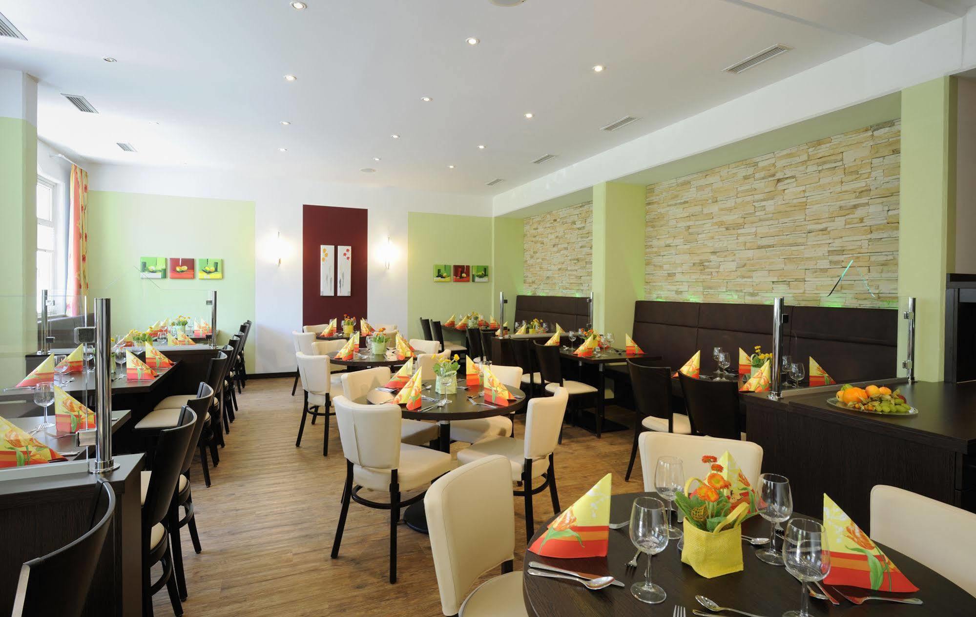 Johannesbad Phoenix 3* Bad Füssing